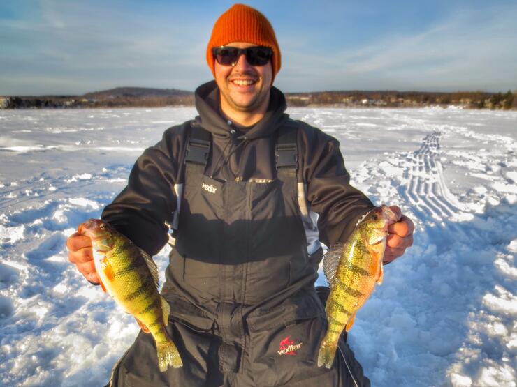 Aiden's On-Ice Bungalows  Ice Fishing - Lake of the Woods, Northern Ontario