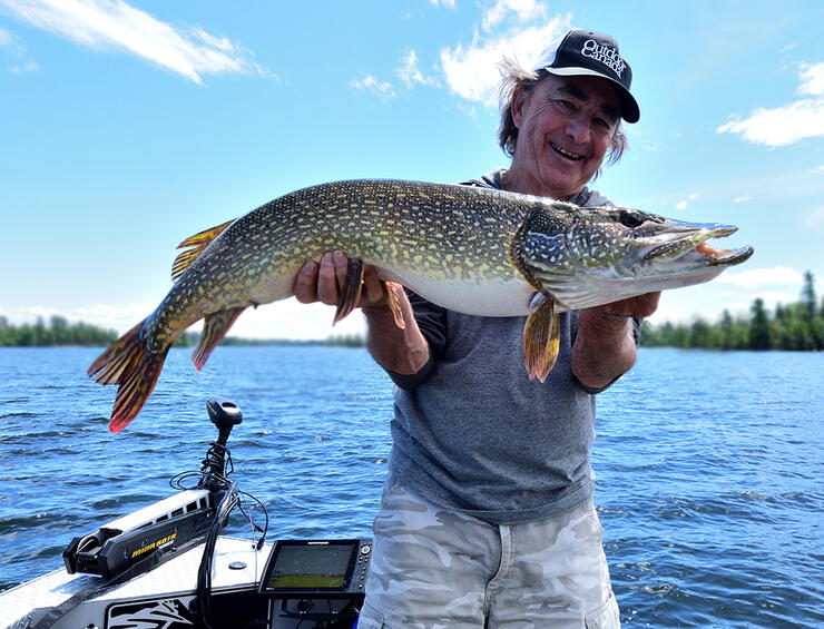 How to use Gord Pyzer's #1 rig for huge hardwater pike • Outdoor