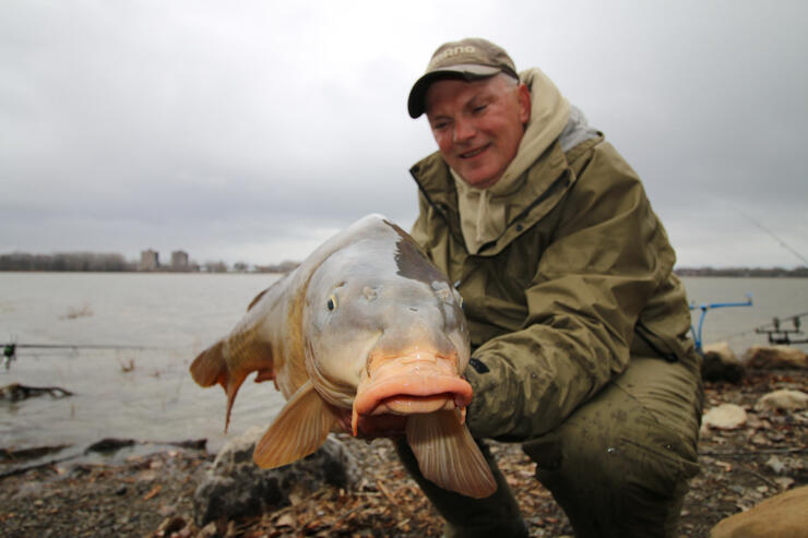 carp angler