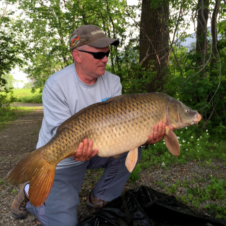 World Class Carp Fishing in Ontario with Len Perdic and Gord Pyzer