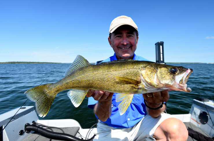 Fergie Ridiculous Walleye Fishing • Outdoor Canada