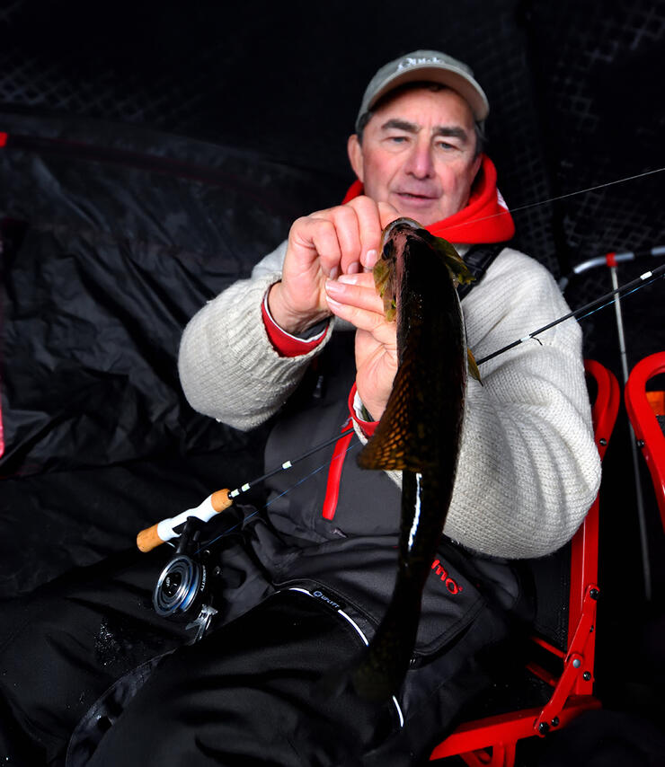 get-hooked-ice-fishing-4