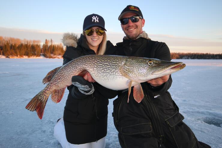 SJR  Week 542: Northern Pike Ice Fishing in Mid-Winter - Sporting Journal  Radio