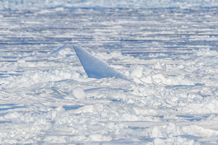 lake-superior-ice