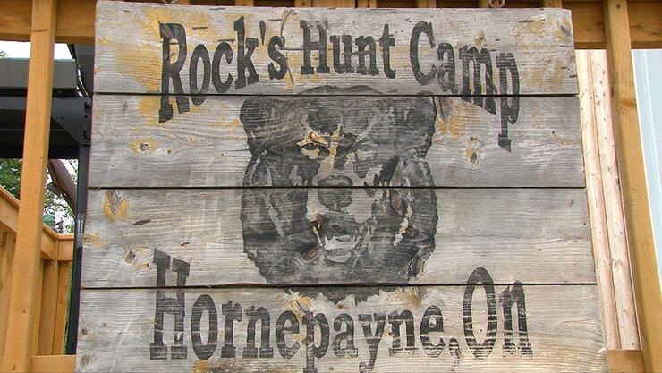 Rocks-Hunt-Camp-01