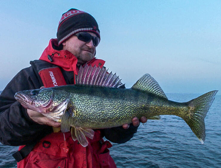 Reaching Deep For Walleye