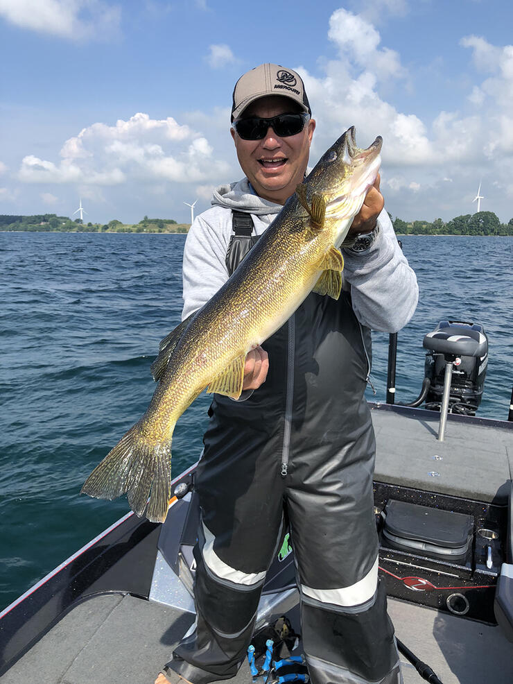 Jigging Early Summer Pike. 