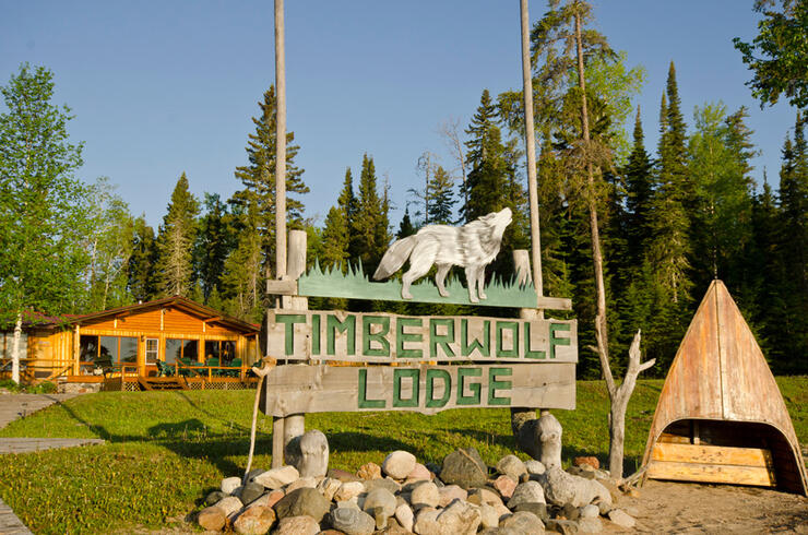 timberwolf lodge sign and lodge