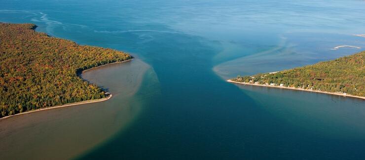 aerial-batchawa-bay