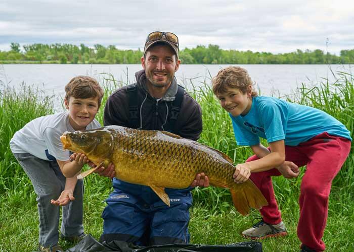 Top Five Urban Carp Fishing Spots in Ontario - Fish'n Canada