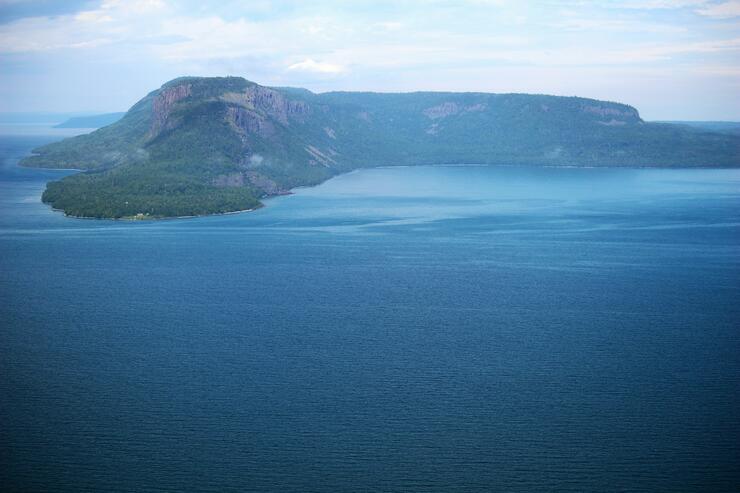 helicopter tours thunder bay