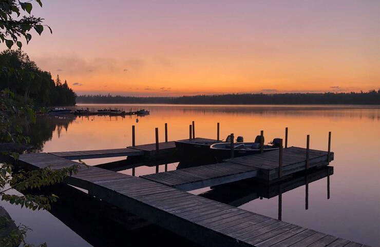 Green Wilderness Lodge morning on the dock