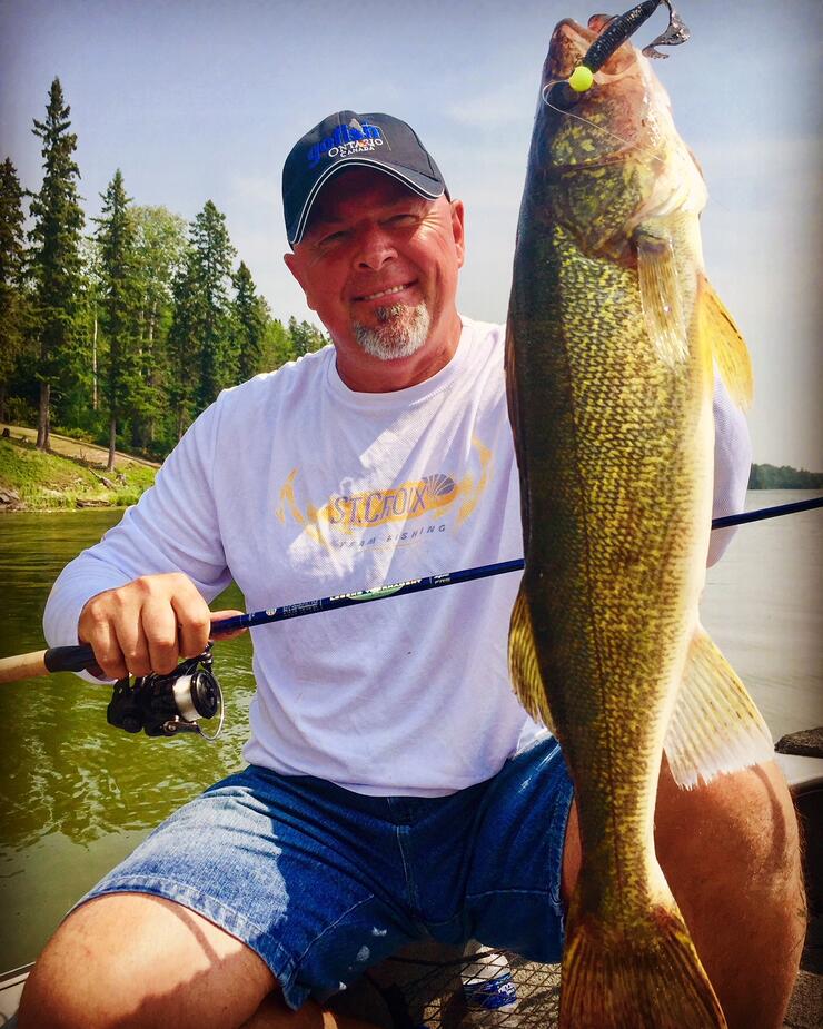 walleye-fishing