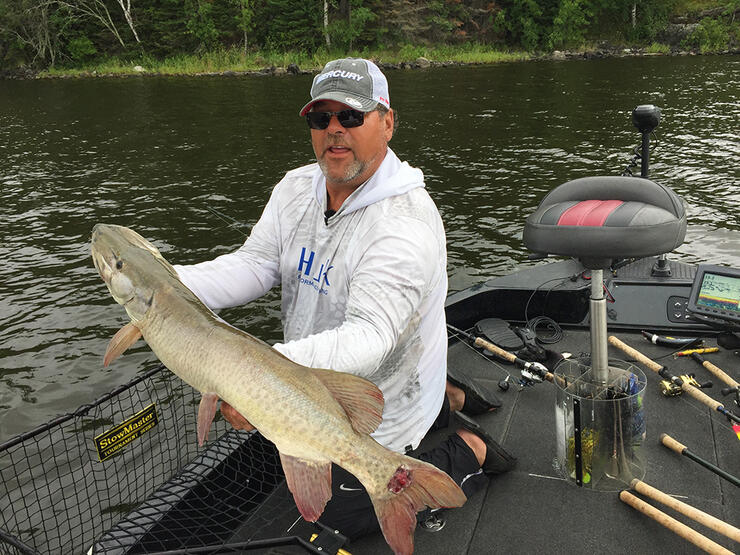 Trolling for Top-water Muskie - Ontario Fishing & Hunting Outfitter  Mini-Sites