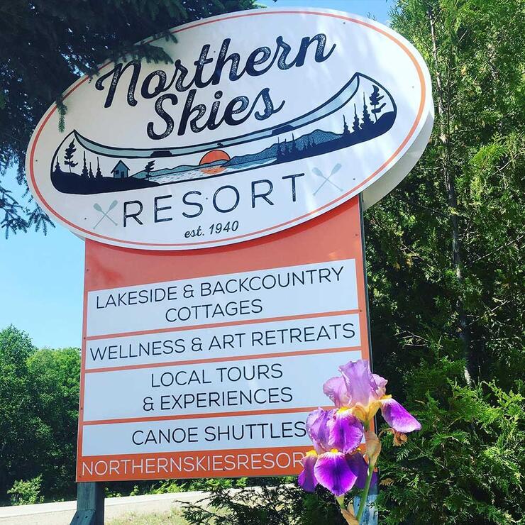 northern skies resort welcome sign