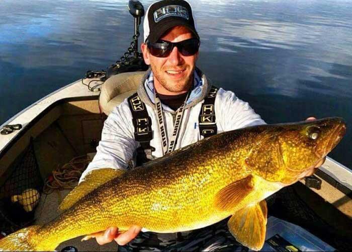 Trolling Fishing Tips and Techniques for Walleye - Green Bay