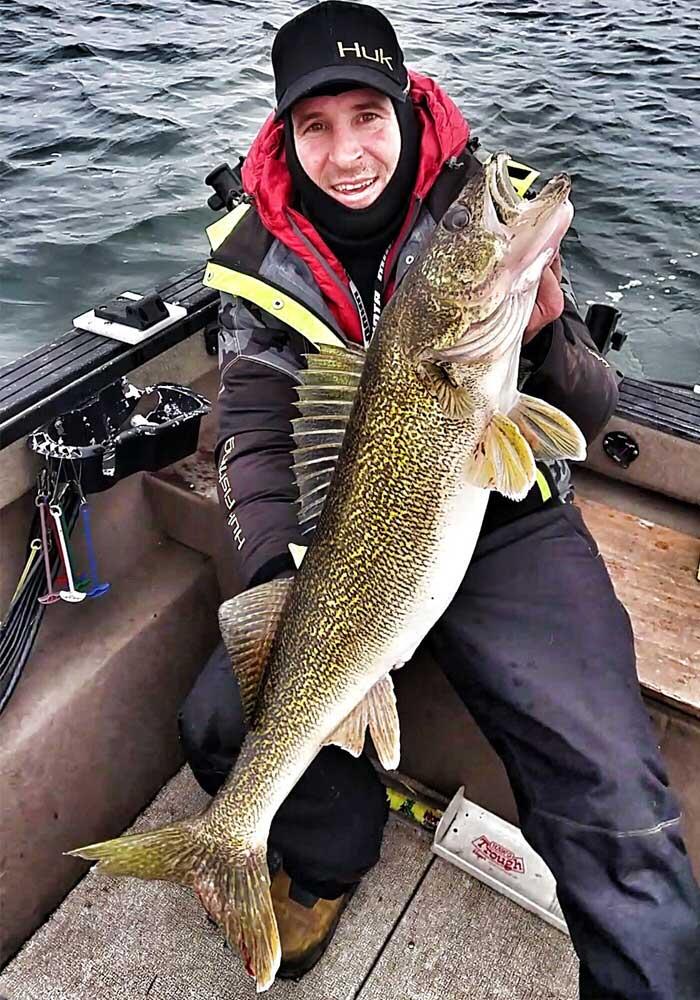 andy lesyshen walleye