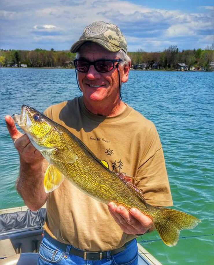 walleye-fishing