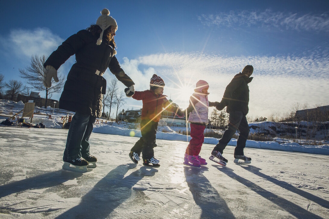 Canadian Winter Activities - Ontario Fishing & Hunting Outfitter Mini-Sites