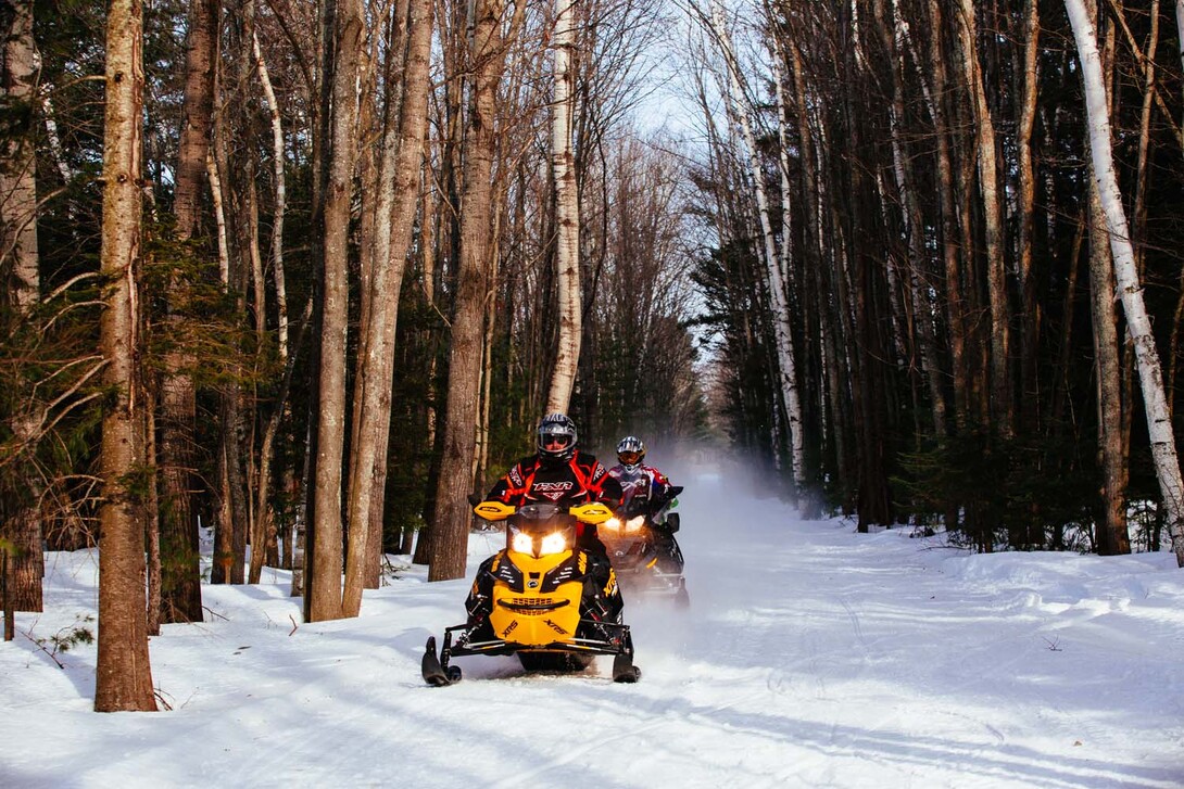 rap snowmobile tour