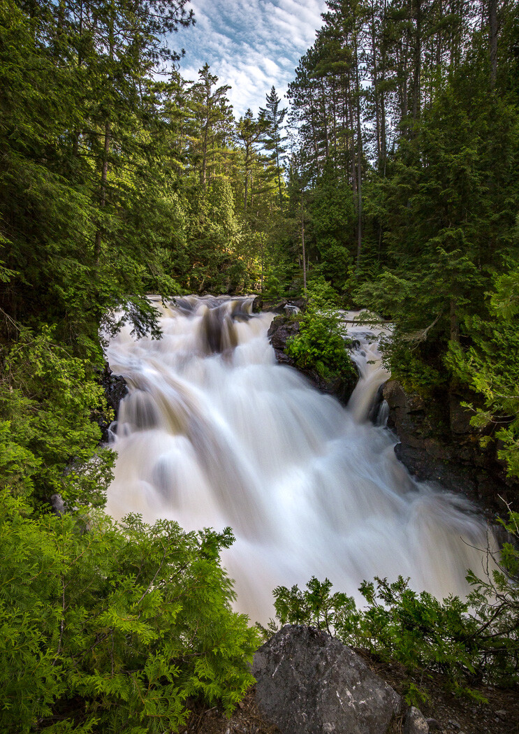 Happy Trails: Waterfall hike hidden at North Shore rest area