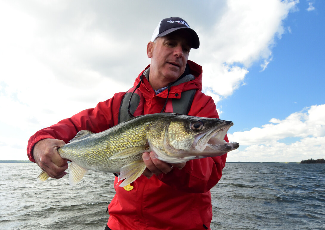 Choosing the Right Fishing Lure Colours at Lac Seul Fishing Clinic in  Northwest Ontario