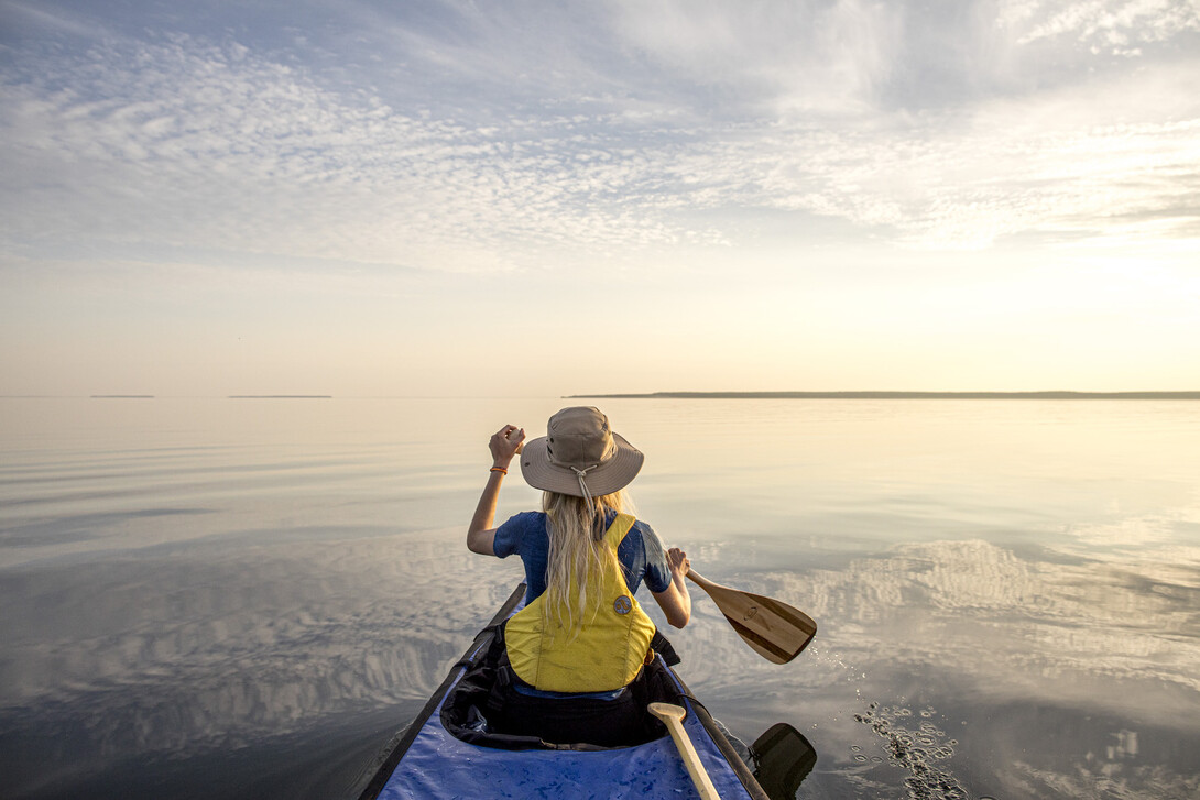 17 Stunning Photos That Will Make You Want to Canoe in Ontario