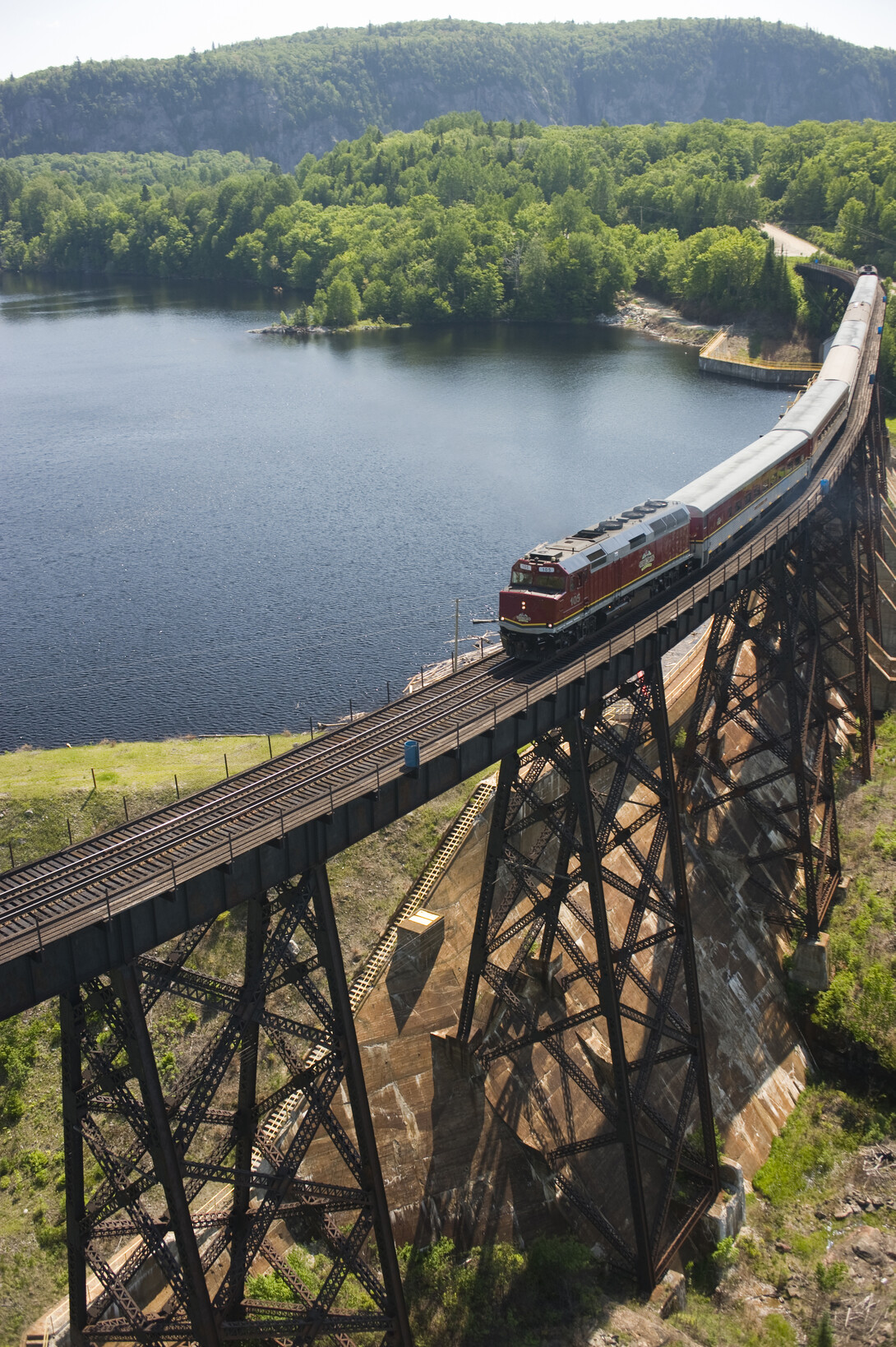 ontario train tour