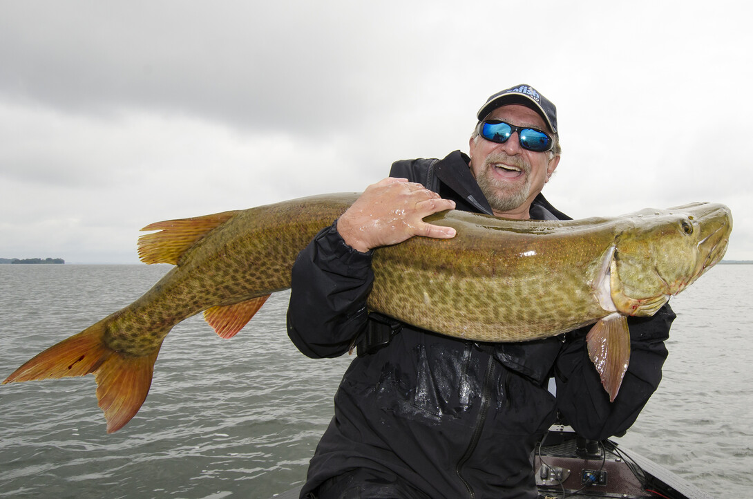 Trolling Spinnerbaits - Trophy Muskie - Ontario Fishing & Hunting Outfitter  Mini-Sites