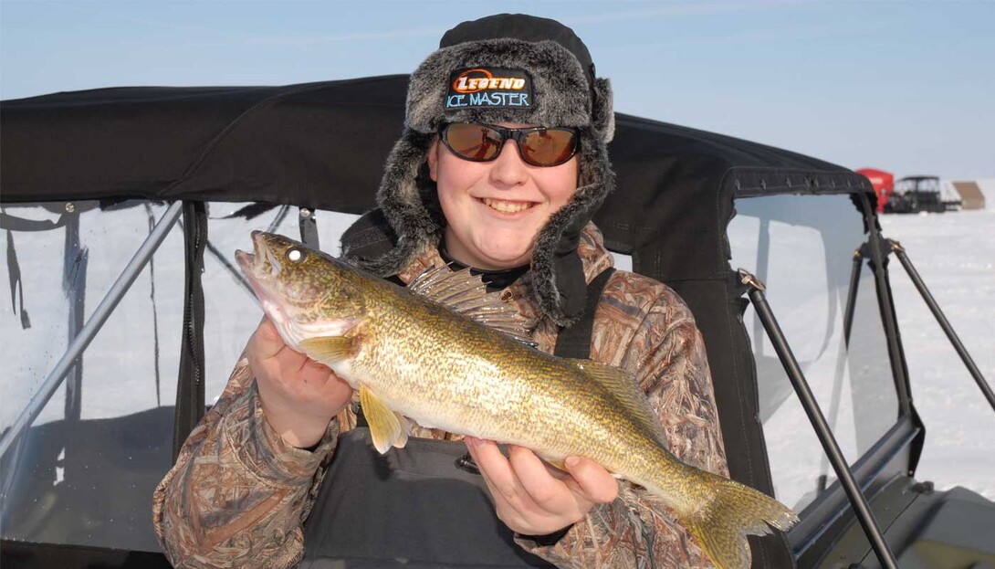 SPINNING TIP UP LIGHT, Walleye, winter