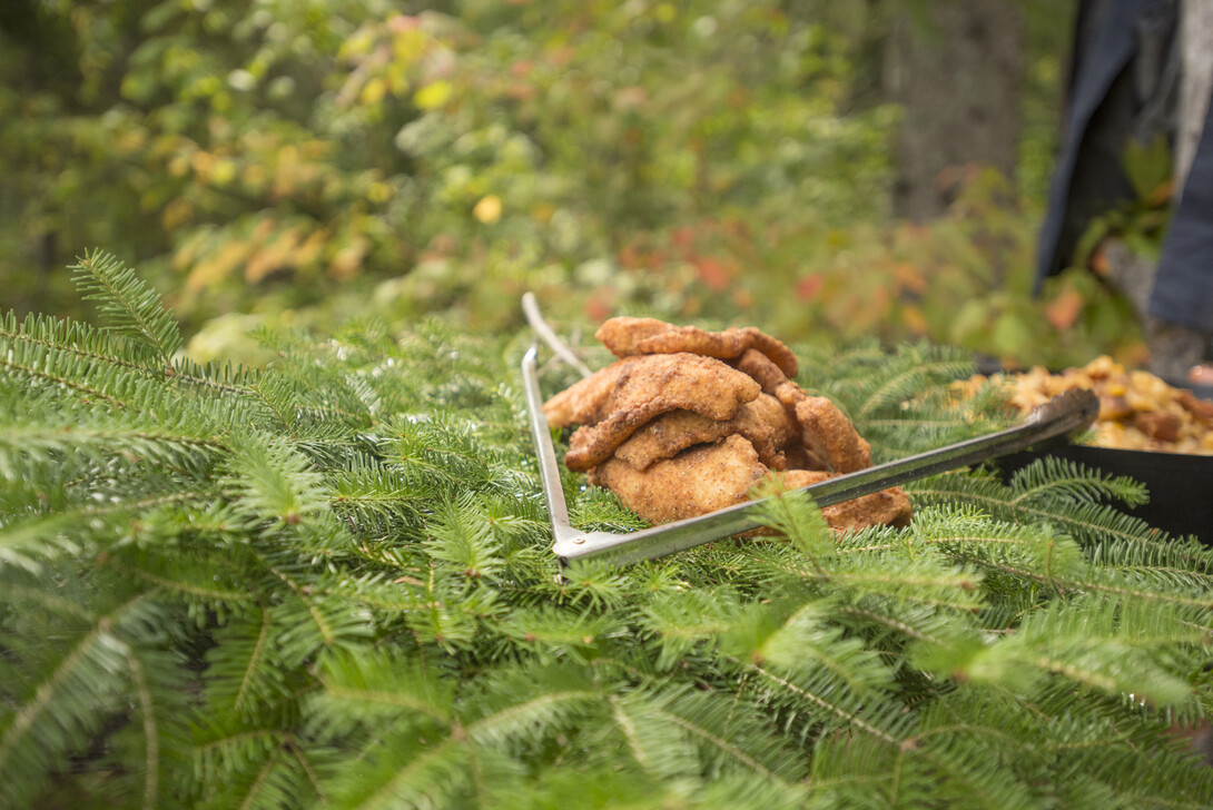 Why everyone dreams of a Canadian shore lunch.