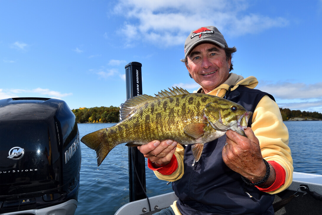 Lake Erie Smallmouth Bass Fishing: Seasonal Patterns, Baits, and