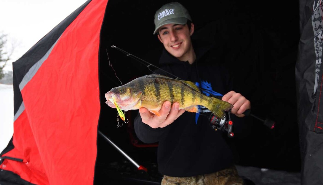 Midwinter River Walleye Fishing