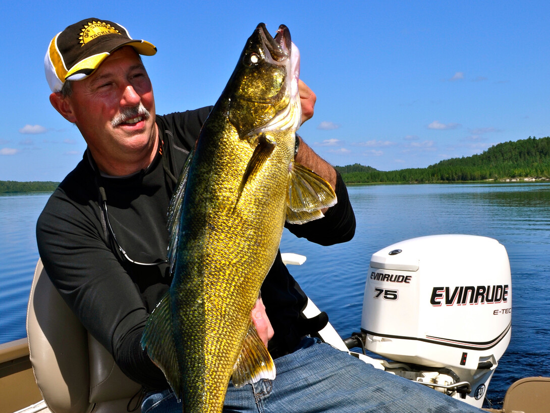 Mark Romanack on Ivanhoe Lake's Drive-To Monster Walleye