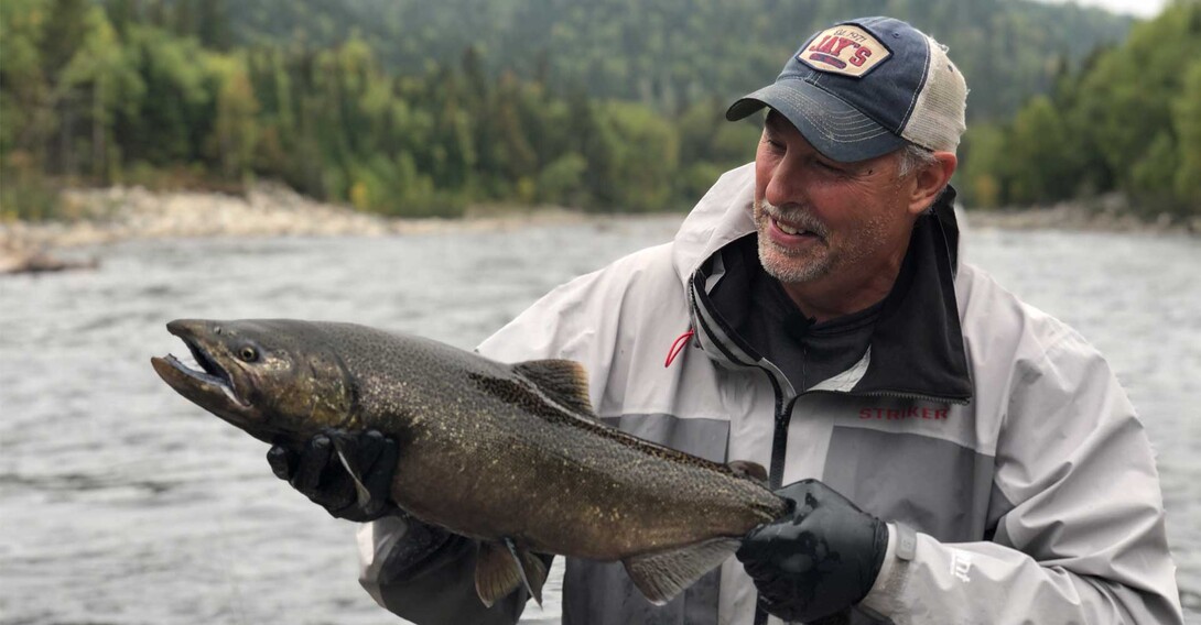 Chinook Salmon Fishing on the Michipicoten River Wawa Ontario