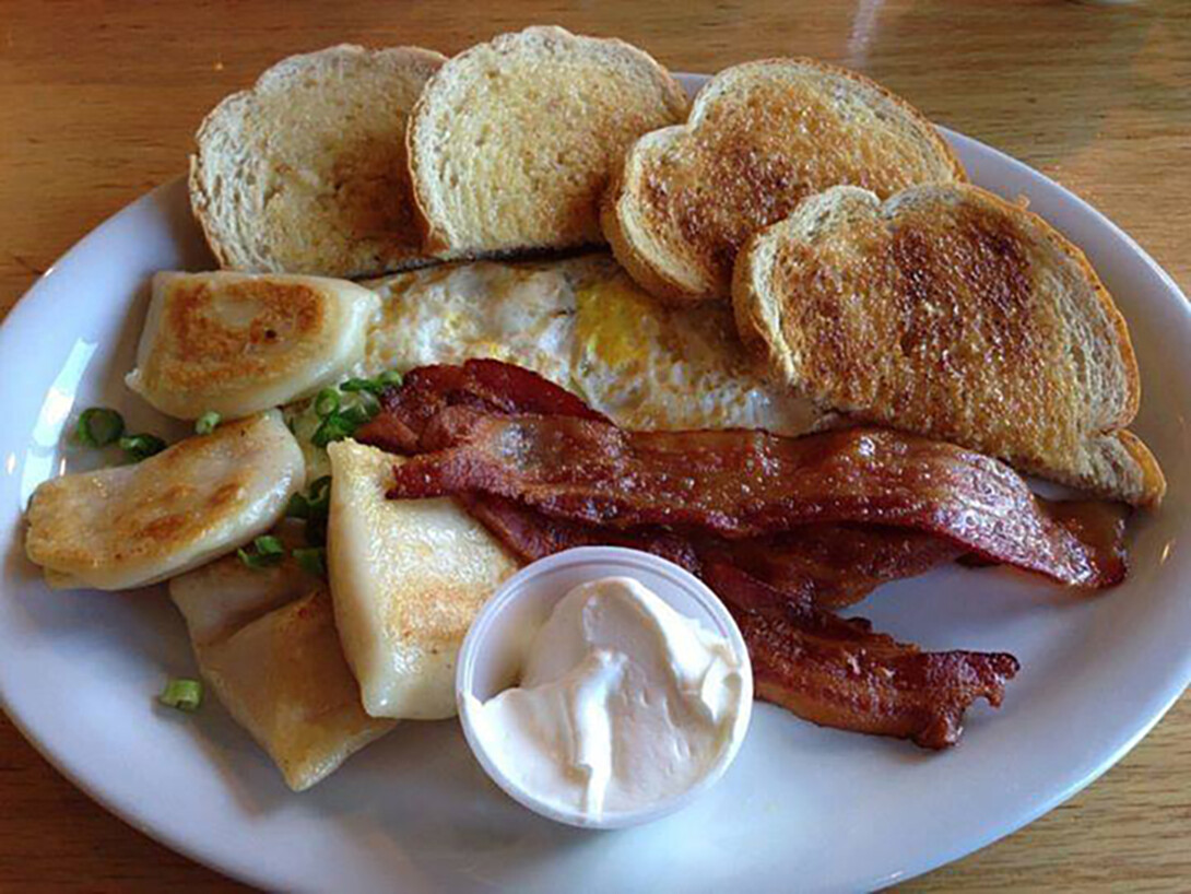 Thunder Bay's Best Diners, Greasy Spoons and Comfort Food